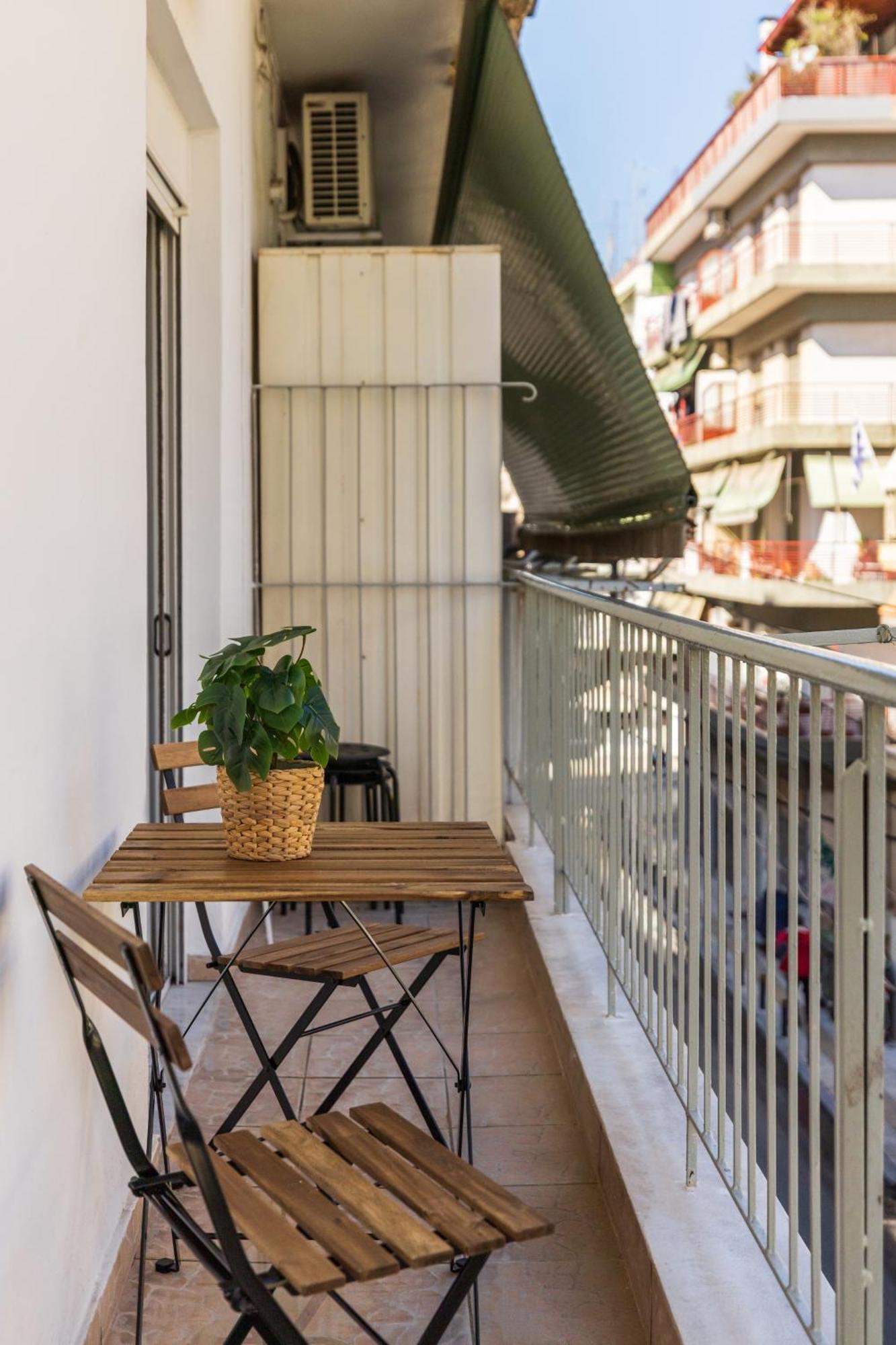 Mynd Retreat Apartment By Binobi! Thessaloniki Buitenkant foto
